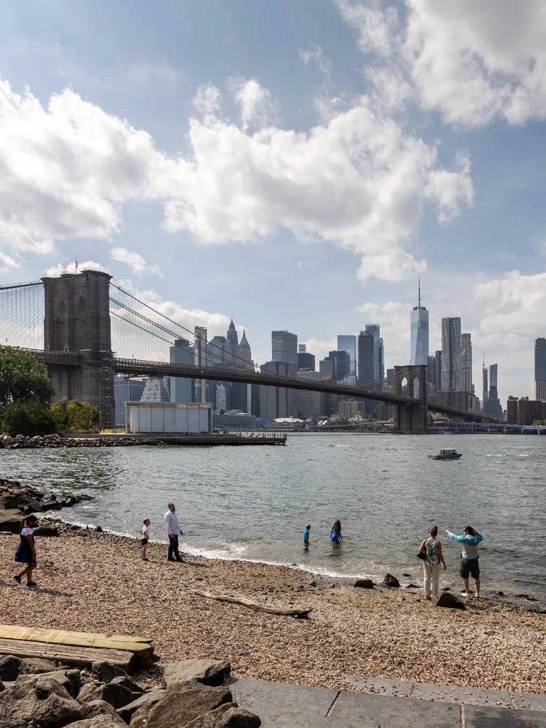 Empire Fulton Ferry & Pebble Beach, New York