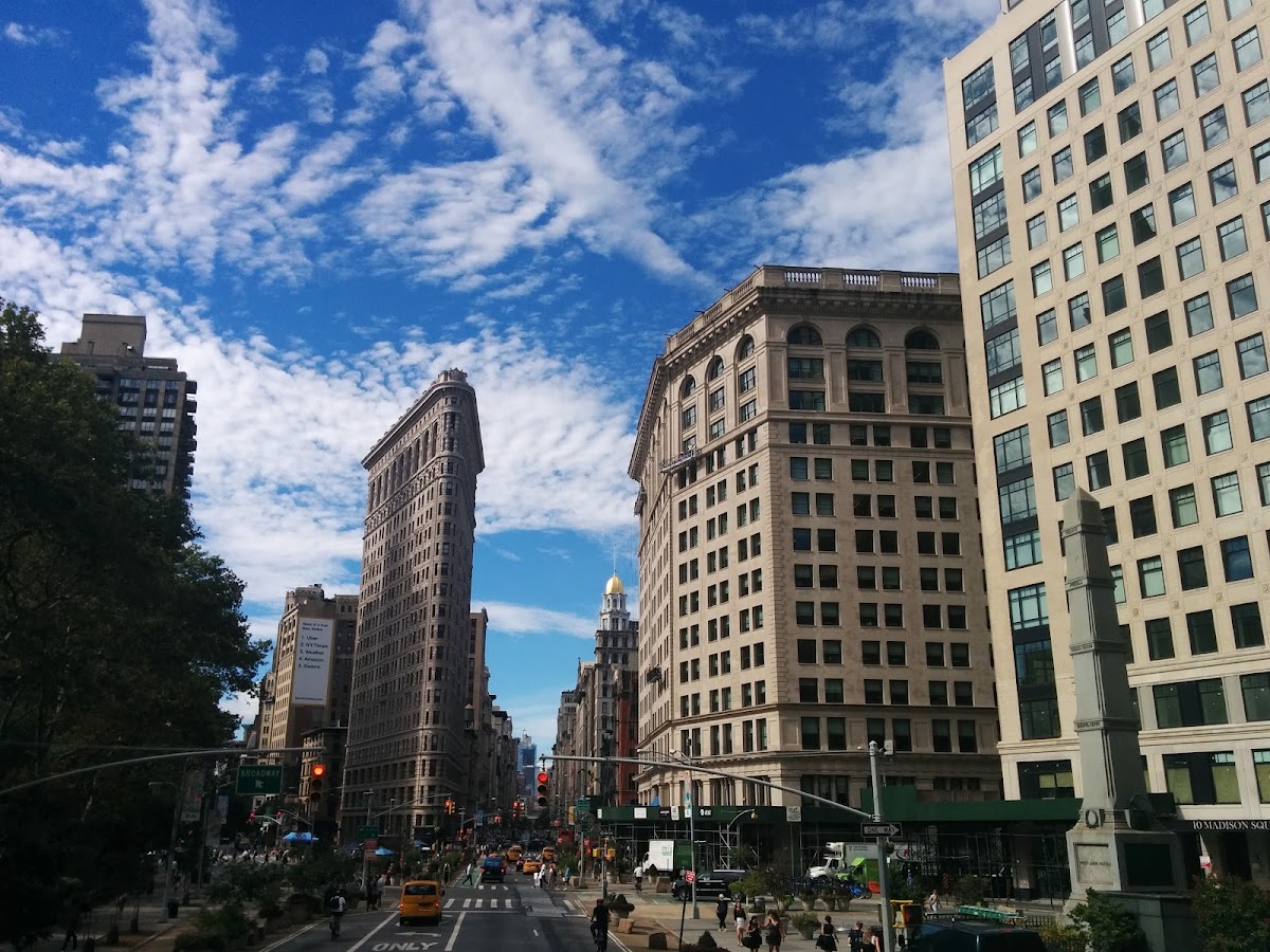 Flatiron Building — photo 2