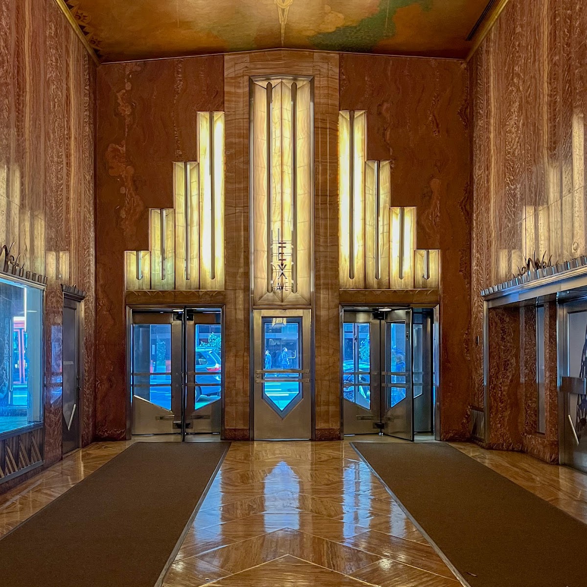 Chrysler Building — photo 4