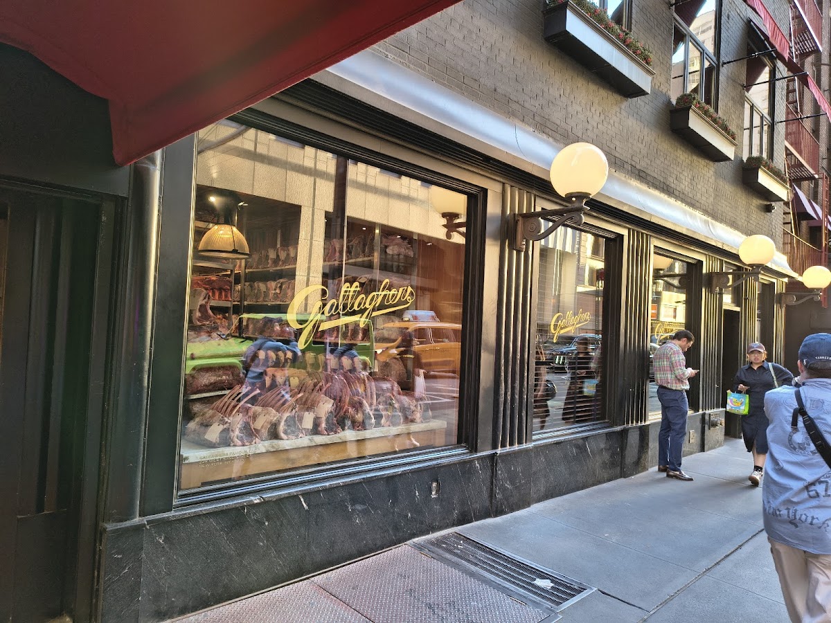 Gallaghers Steakhouse — photo 3