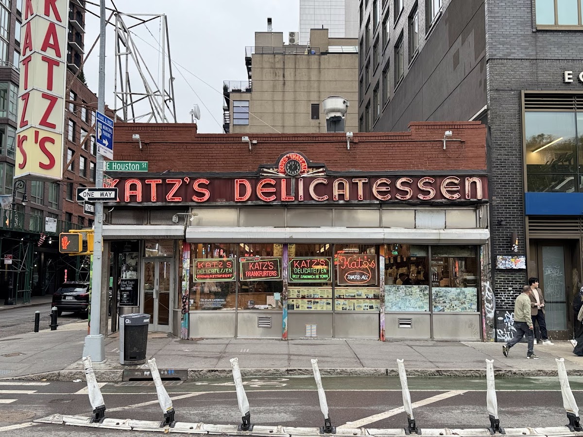 Katz's Delicatessen — photo 2